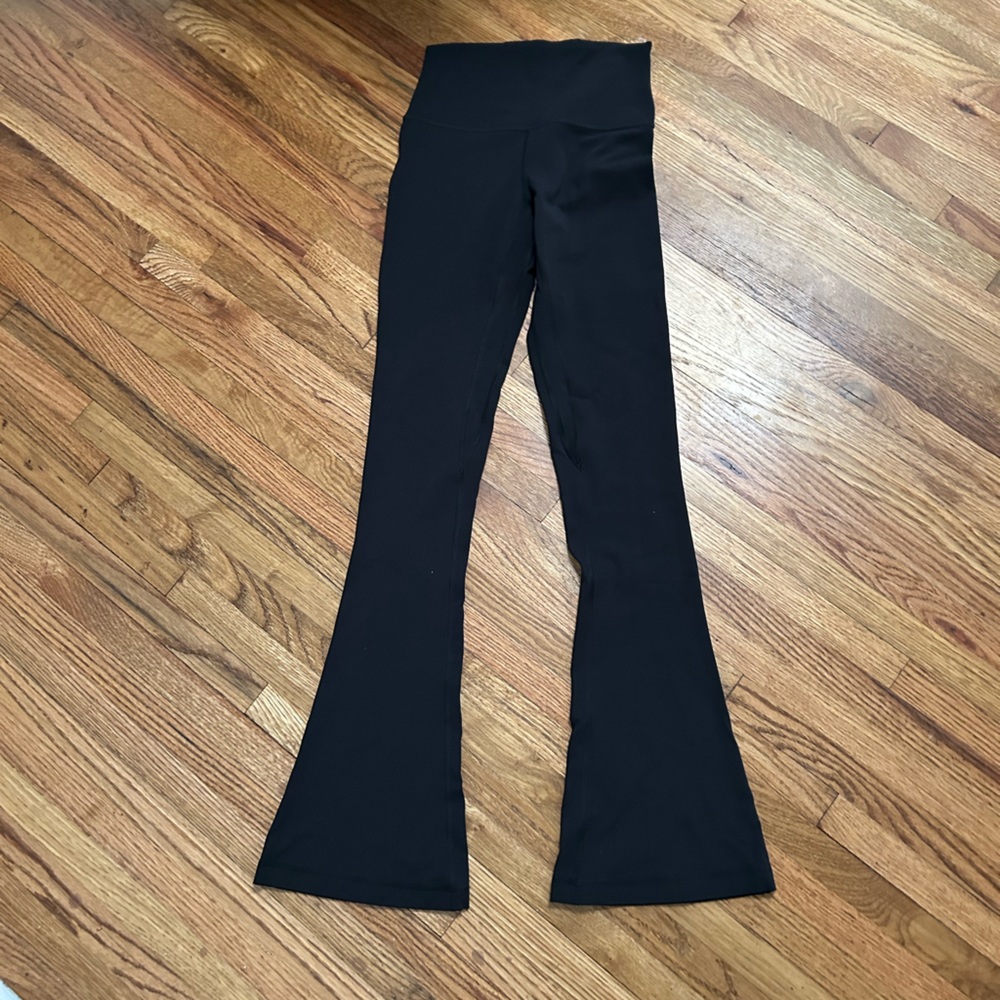 Lululemon Mini Flare *regular*